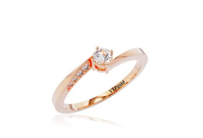 Prečo sú zásnubné prstene ozdobené diamantmi?