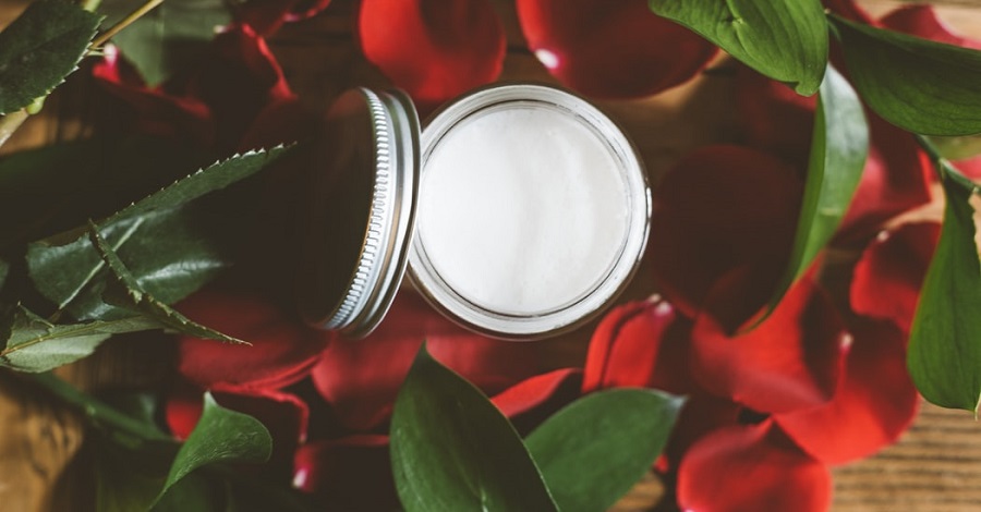 Ako sa starať o pleť v zime, aby ste ju nemali ako strúhadlo? 